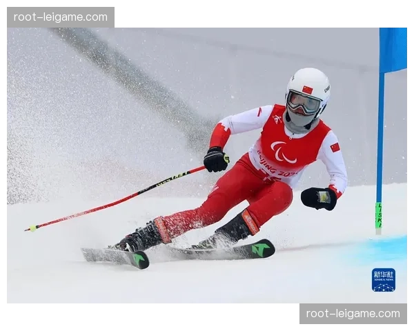 意大利高山滑雪名将布里尼奥内伤愈复出 超级大回转摘金